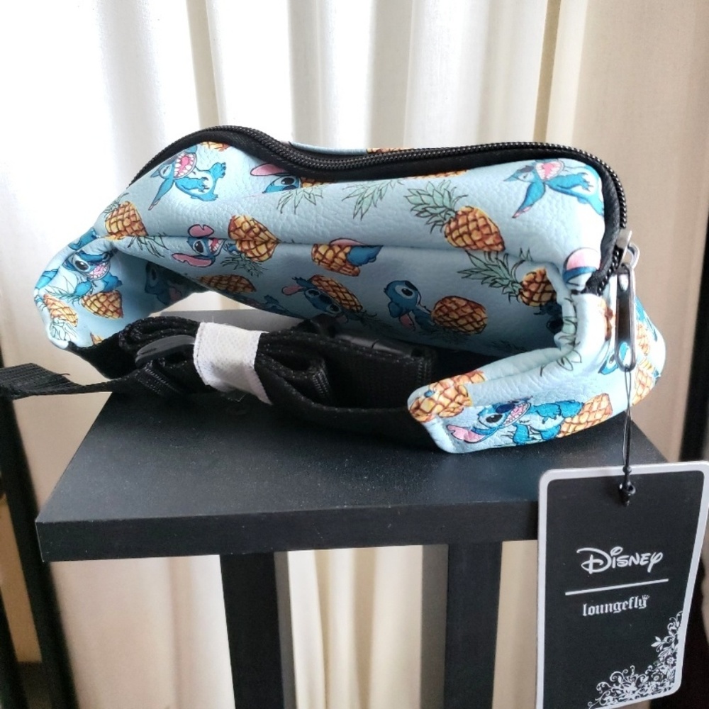 Loungefly Disney Stitch with Pineapples Fanny Pack - Picture 2 of 2